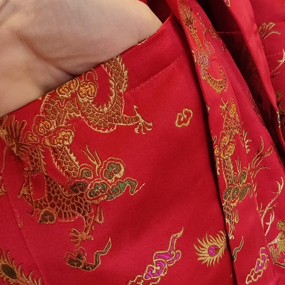 100% Heavy Silk Chinise Govn - Picture 7 of 10